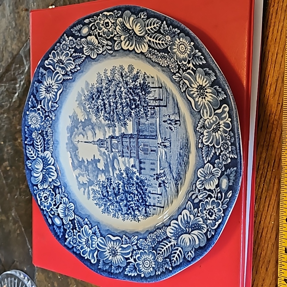 Vintage decorative plate